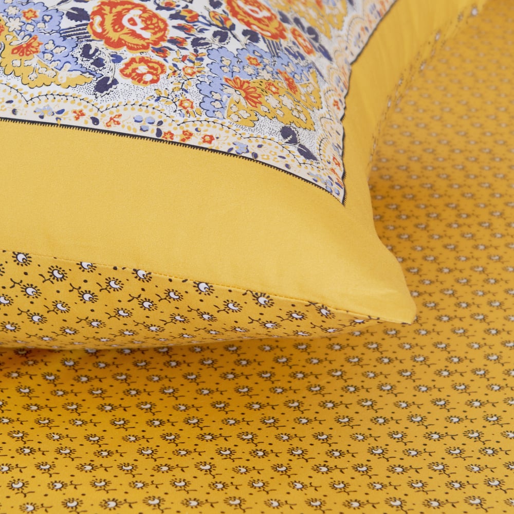 Pompadour jaune