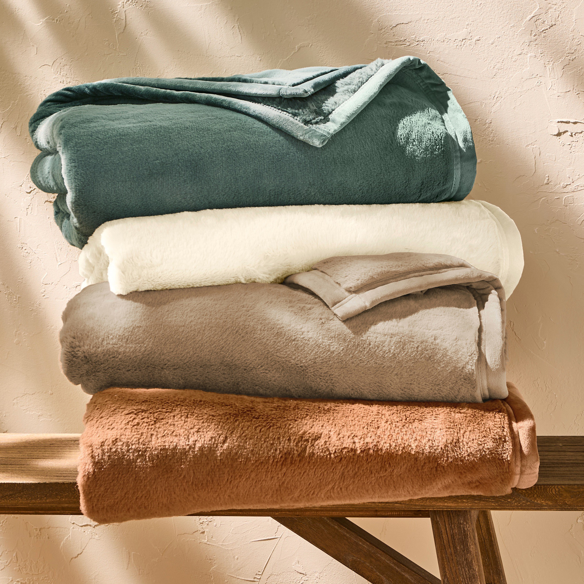 Tagesdecke Wohlfühlparadies  aus 100% Fleece