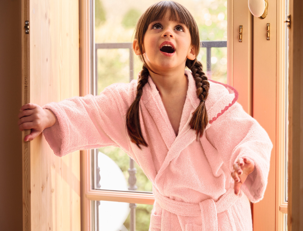 Bademantel für Kinder mit Kapuze und Muschelsaum Entspannungsoase