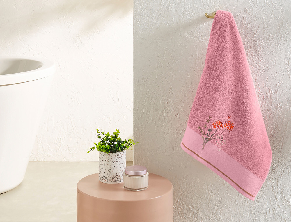 Serviette de bain Balade folk Fines broderies