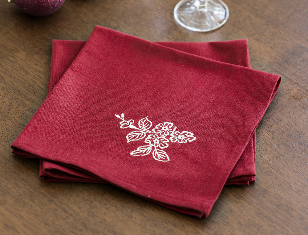 Lot de 2 serviettes de table brodées Dîner au palais Broderie délicate